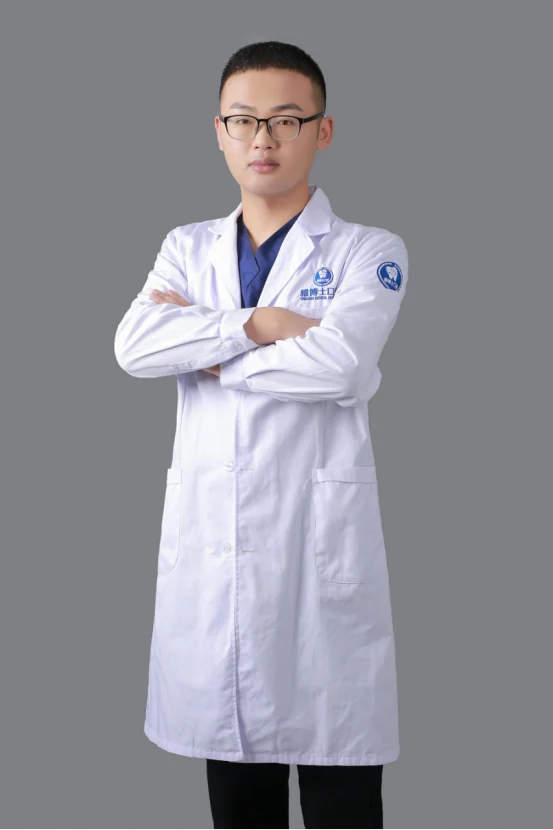 程学良主治医师形象照
